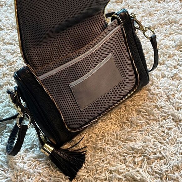 G.I.L.I Halo Metallic Crossbody Gold Black Leather NWOT - Picture 13 of 16